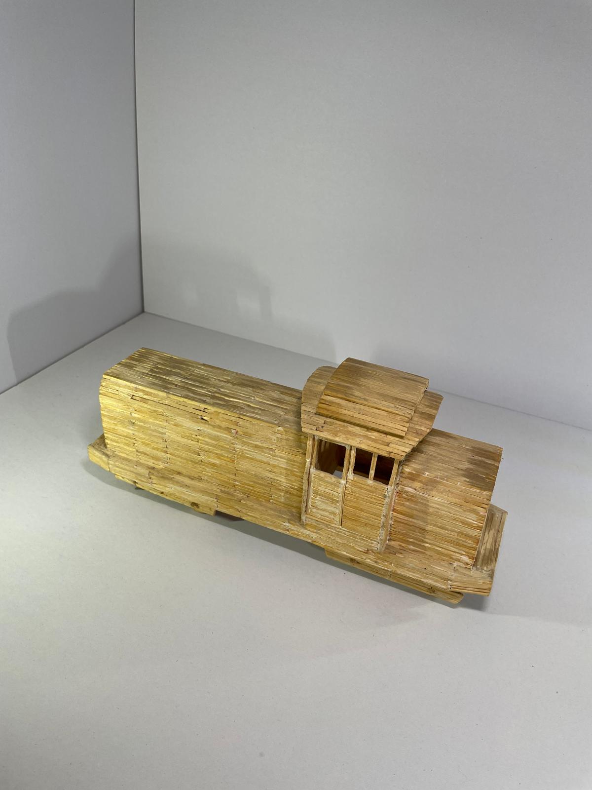 Locomotivă LDH handmade din bețe de chibrite