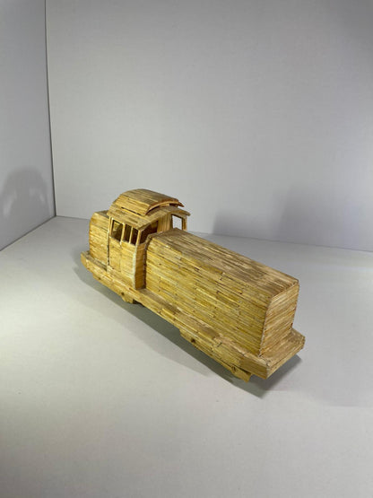 Locomotivă LDH handmade din bețe de chibrite