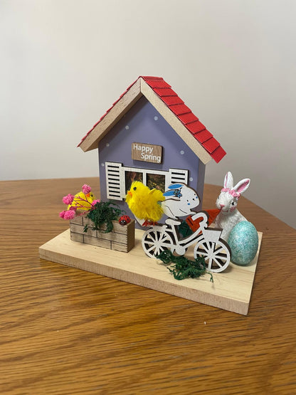 Decoratiune din Lemn de Paste Casa